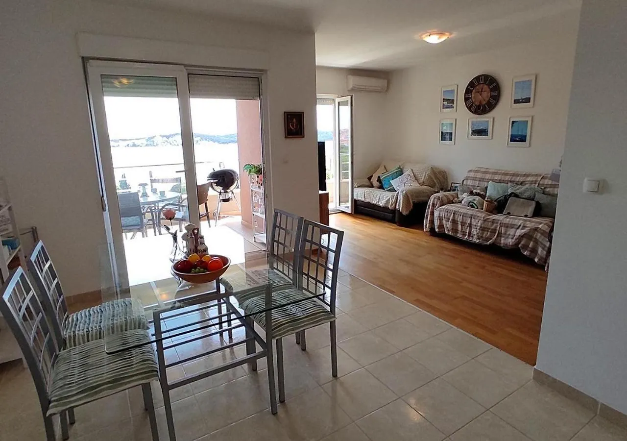 Apartment Idlerocks Trogir
