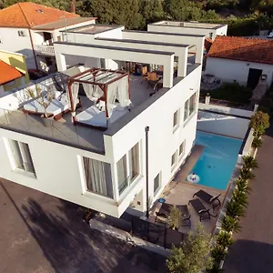 Rooftop Trogir