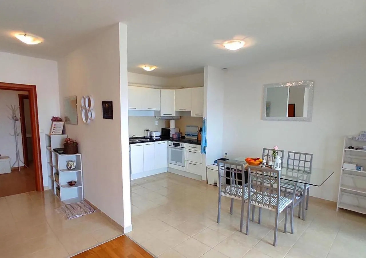 Apartment Idlerocks Trogir 0*,  Croatia
