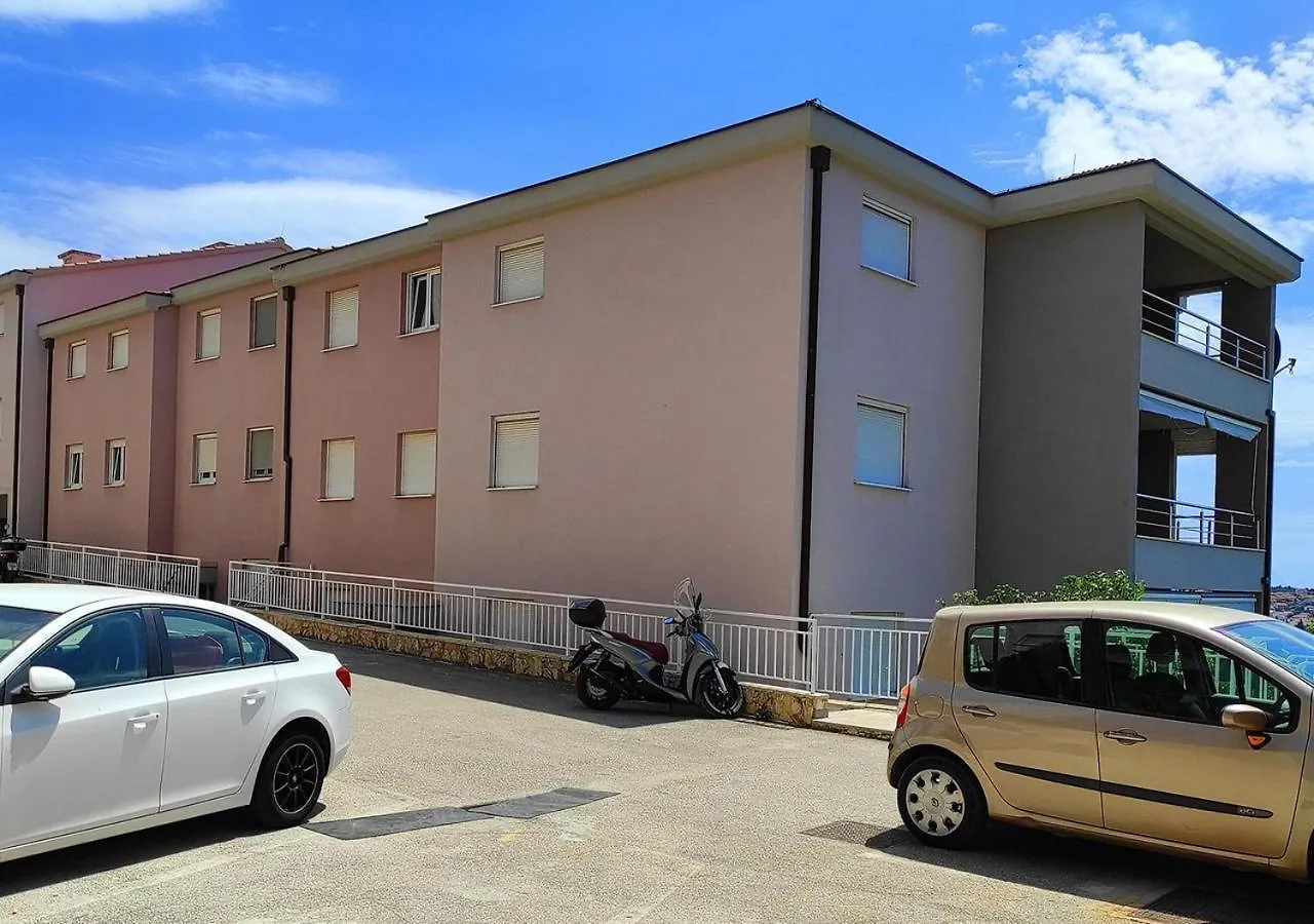 Apartment Idlerocks Trogir Croatia